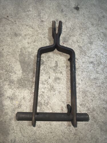 Farmall C IH tractor clutch throw out carrier Antique Tractor