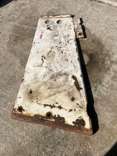 International IH Farmall 706 Front Left Side Panel