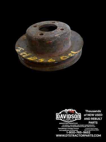 IH International Farmall 656 Fan Pulley Assembly Antique Tractor