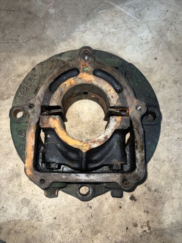 JOHN DEERE A3265R AA3934R MAIN BEARING HOUSING A TRACTOR