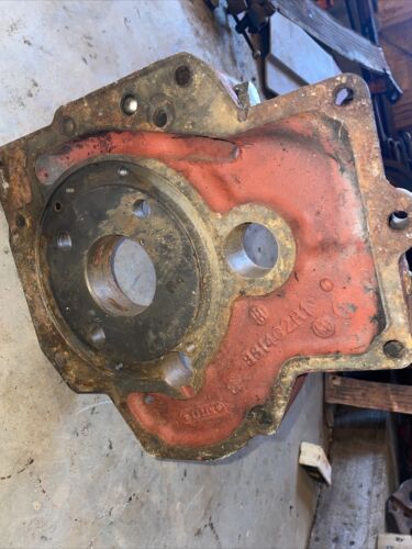 IH Farmall 381462R1 PTO Housing