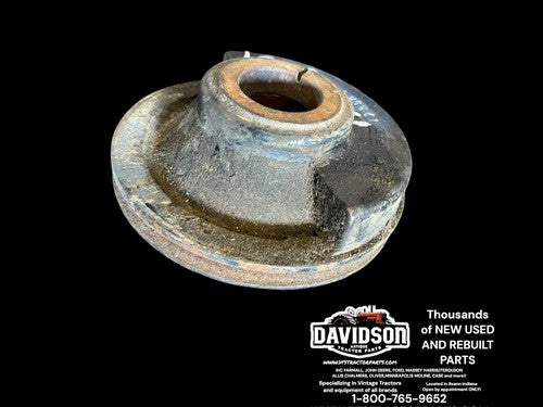 International 484 D-179 Pulley-front Crankshaft 1808484C1 Antique Tractor