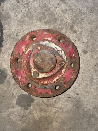 Farmall International Harvester 240 340 330 404 444 Front Axel Hub