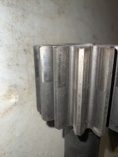 John Deere 3010 Final Drive Gear Pinion R31245 3020 4010 4020