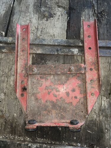 Fender Bracket Channel Style - Farmall International 966 1466 766 1066