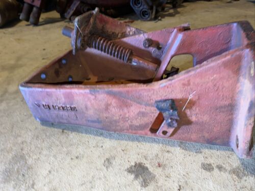 International Farmall 444 IH tractor ORIGINAL steering support bracket mount