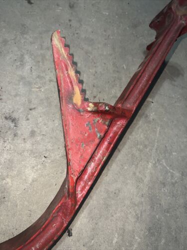 McCormick W9 WD9 right brake Pedal Antique Tractor I9 8878-D