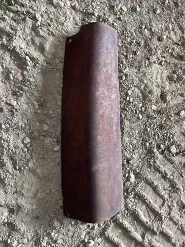 IH FARMALL 460, 560 RIGHT BATTERY COVER  OEM IHC Part Right Side Cover