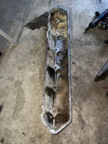 International IH Farmall Tractor 6 cylinder engine motor Aluminum valve cover