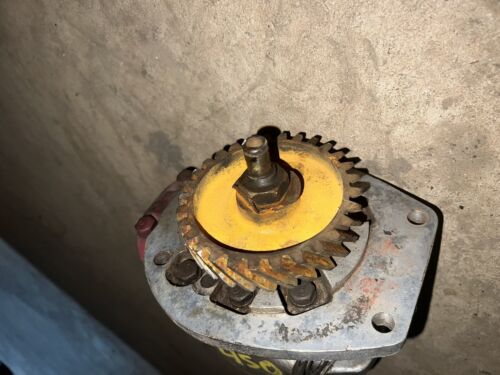 IH Farmall 400 450 Super M SMTA Gas Hydraulic Pump Antique Tractor