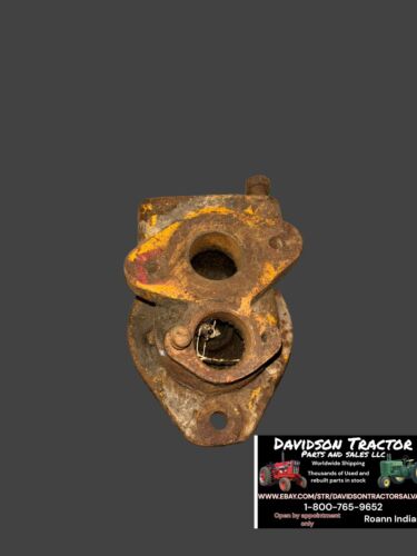Farmall 300 350 400 450 distributor housing