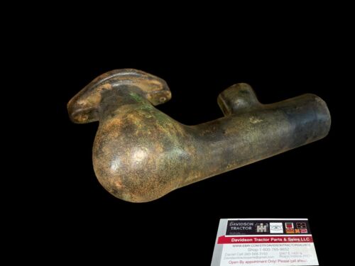 John Deere Unstyled B Carburetor Air Cleaner Elbow B76R