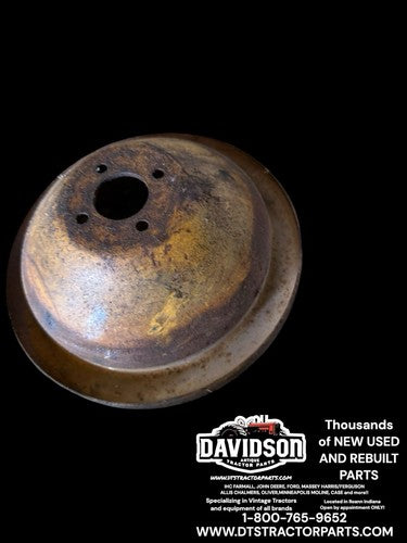 International 574 674 2500 A,B TD8E 125 E D239 Fan Pulley Antique Tractor