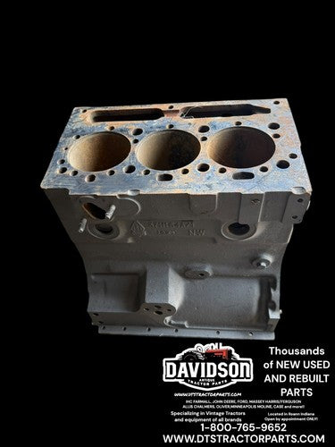 3711164A-1 Perkins 3.152 Engine Block Massey Ferguson 240 Antique Tractor