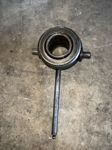 Farmall Clutch Release Sleeve 6691DA, H, Super H, HV IHC