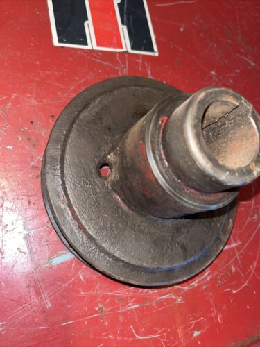 Farmall C SC Super tractor IH IHC engine motor crankshaft main front belt pulley