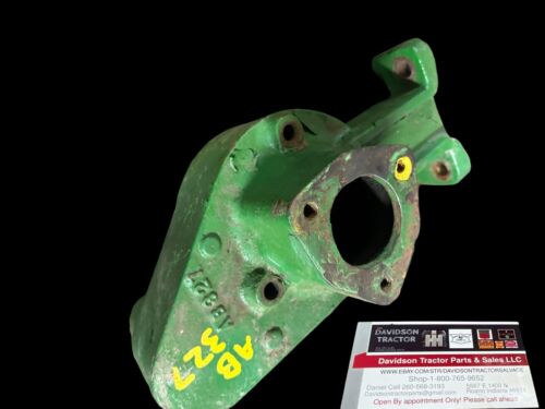 Unstyled John Deere B tractor  JD AB327 oil bath precleaner assembly Top Housing