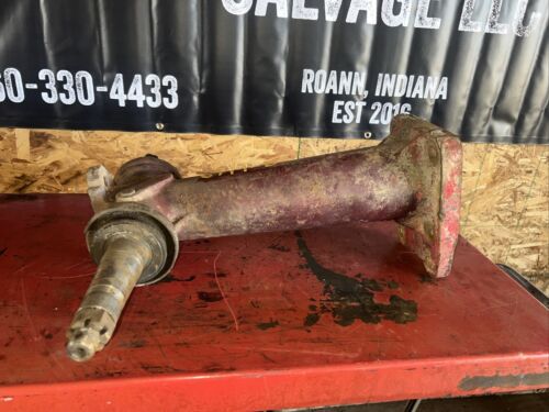 Farmall Super M SM Tractor front pedestal spindle shafts for hubs 6719D