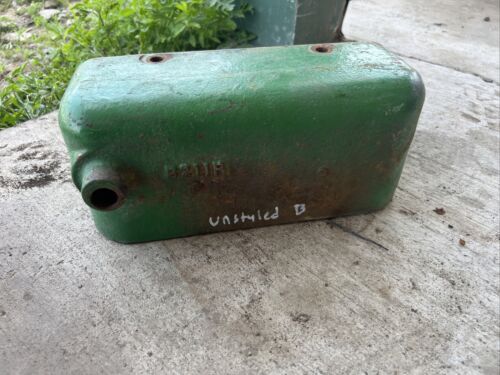 Unstyled John Deere B Valve Cover Antique Tractor