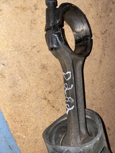 International Piston/Connecting Rod Assy-engine 318377R2 D282