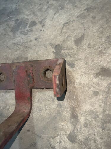 International W-400 Wheetland 400 Farmall Rear Seat Bracket Antique Tractor