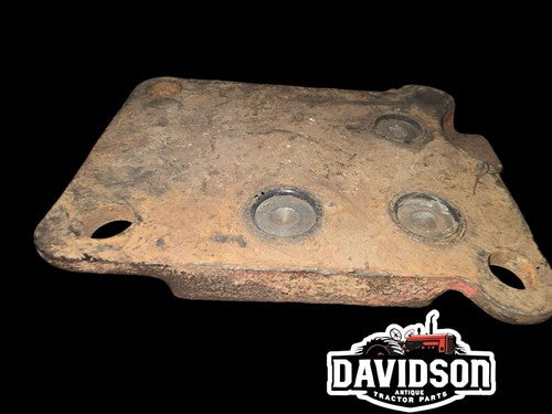 Farmall IH 230 240 300 350 400 450 Hydraulic Spool End Cover 361456R1
