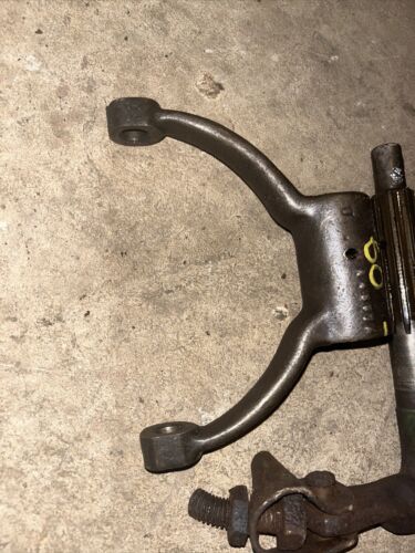 JOHN DEERE 60 POWERSHAFT PTO CLUTCH FORK & FORK SHAFT A4557R A4558R  A4570R