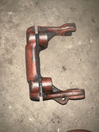 USED CLUTCH BEARING RELEASE FORK FOR FARMALL M MD MTA TRACTOR 5800DB