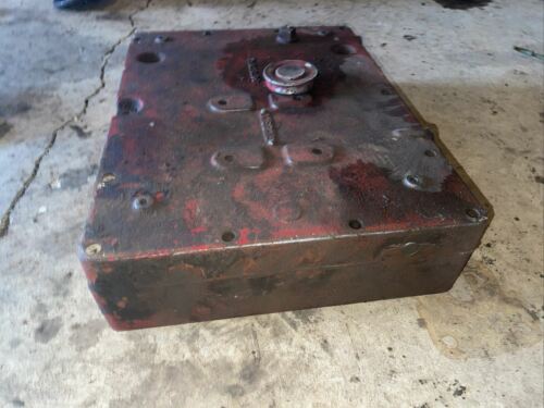 Farmall International 300 350 Utility Hydraulic Resivor Seat Mount