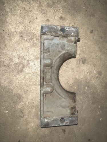 Farmall M Rear Engine Oil Seal Retainer 6364D Antique Tractor