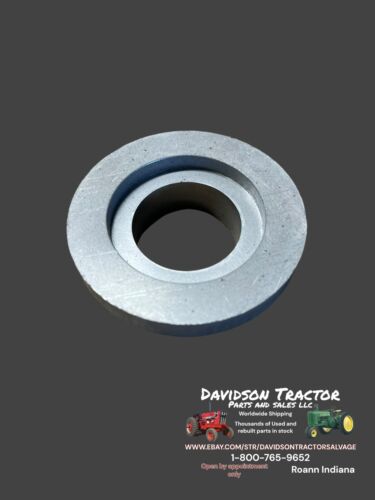 GENUINE JOHN DEERE M83593 WASHER SPACER PLATE COLLAR NEW OLD STOCK