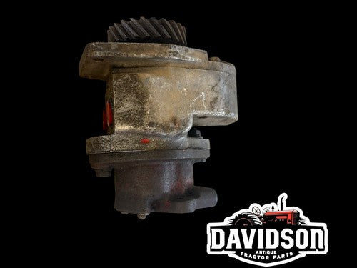 Farmall IH 300 350 tractor Good hydraulic pump assembly w/ drive gear