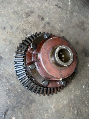 Farmall M Tractor Rearend Differential Assembly 6725-D 6726-D Antique Tractor