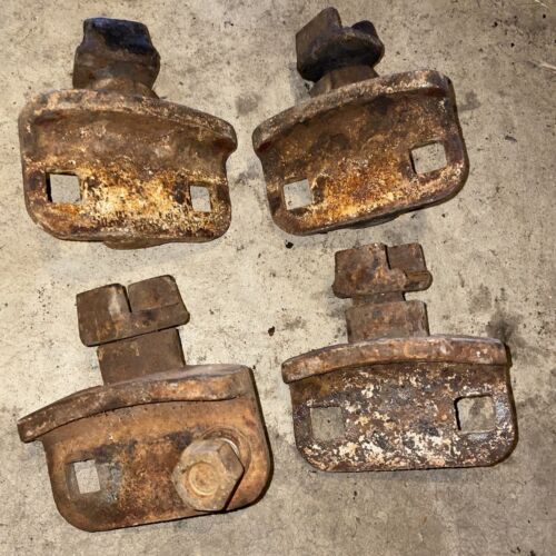 Farmall 350 utility spin out wheel Clamps Set Of 4