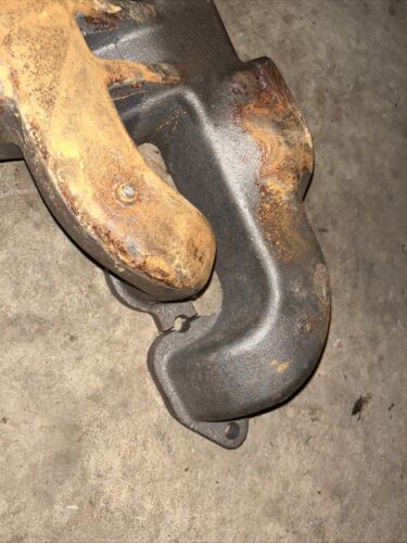 Intake and Exhaust Manifold for International 454 2400B 574 674 2500A 2400A 464