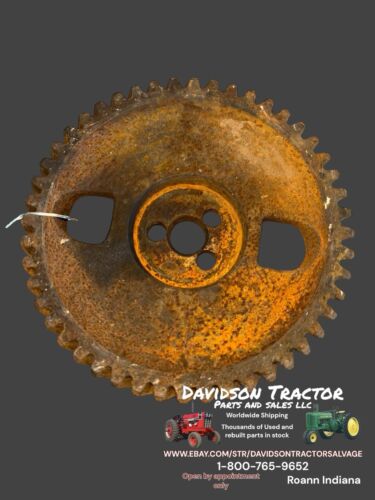 T24772 Gear John Deere parts 450, 570, 400, 544, 350, 440, 300, 180