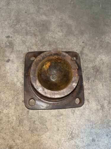 FARMALL IH 1026 1256 544 656 666 706 806 Hydro-86++ Housing End Cover 378652R