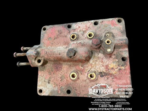 IH Farmall 460 340 Hydraulic Pump Mounting Flange Cover 373713R1 Antique Tractor