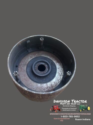 JOHN DEERE B BELT PULLEY CLUTCH ASSEMBLY B136R  FITS UNSTYLED AND EARLY STYLED B