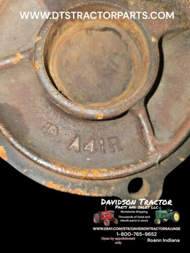 A41R JOHN DEERE UNSTYLED TRACTOR EARLY STYLED A  GOVERNOR HOUSING END CAP