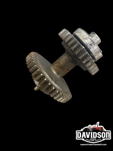 Ford 5640 Transmission Shaft W/Gear Antique Tractor