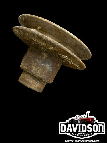 IHC Farmall A B C 100 130 200 230 Crankshaft Pulley Antique Tractor