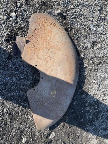 USED JOHN DEERE LA TRACTOR LH FENDER AL2772R