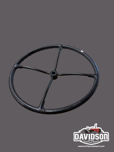 W9 series 400 450 600, 650 International Tractor steering wheel IHS422 557282R92