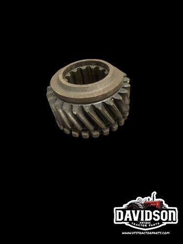 Oliver 550 Transmission Gear & Bushing 100011A Tractor