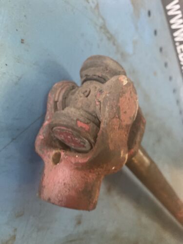 Farmall C SC tractor short steering shaft with knuckle knuckles