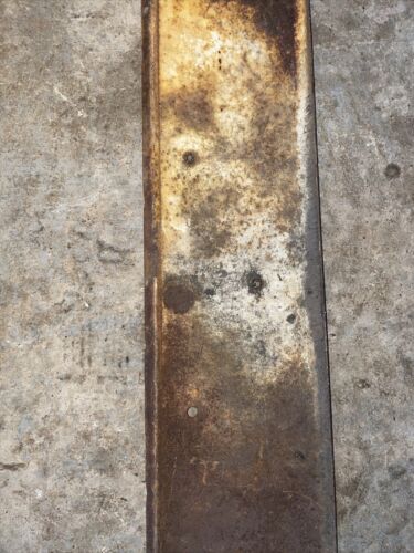 IH Farmall 706 RH hood side cover panel