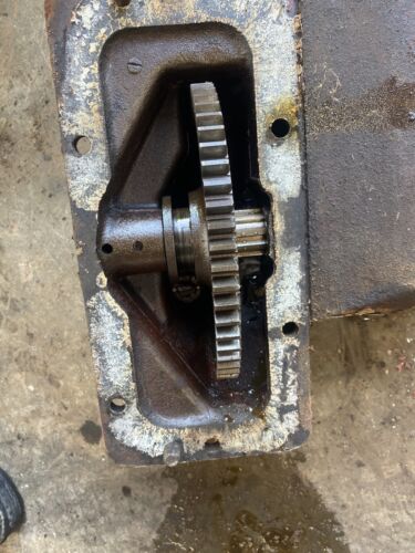 Farmall W6 Belt Pulley Gearbox Antique Tractor IHC