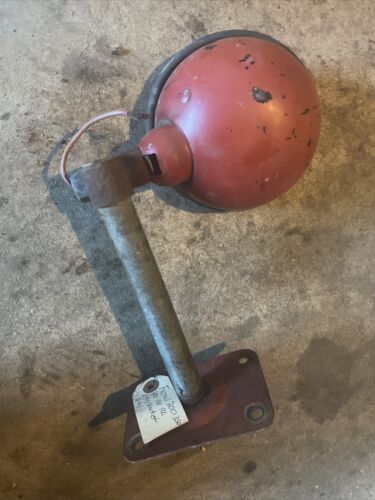 IH Farmall 300 350 400 450 Headlight with bracket