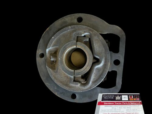 JOHN DEERE B124R / B117R MAIN BEARING WITH CAP LH HOUSING